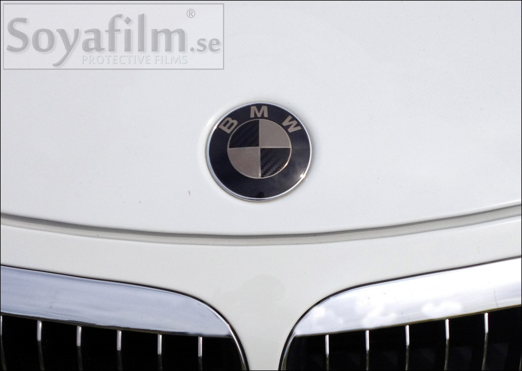 BMW logo emblem märke i svart till baklucka / huv 